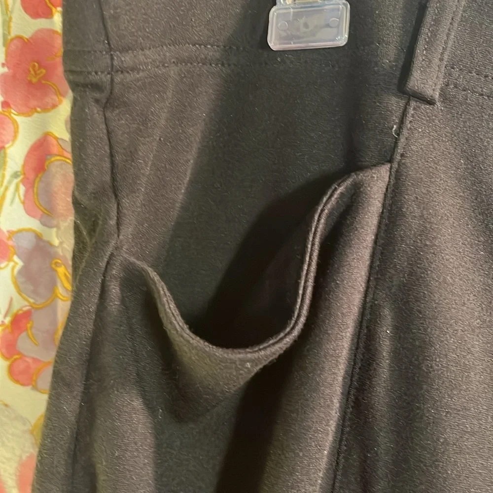 Dress Pants in Black -Size 3XL - Picture 4 of 5